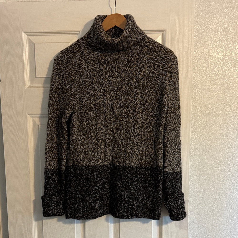 Vince Two-Tone Gray and Black Cable Turtleneck Sweater
